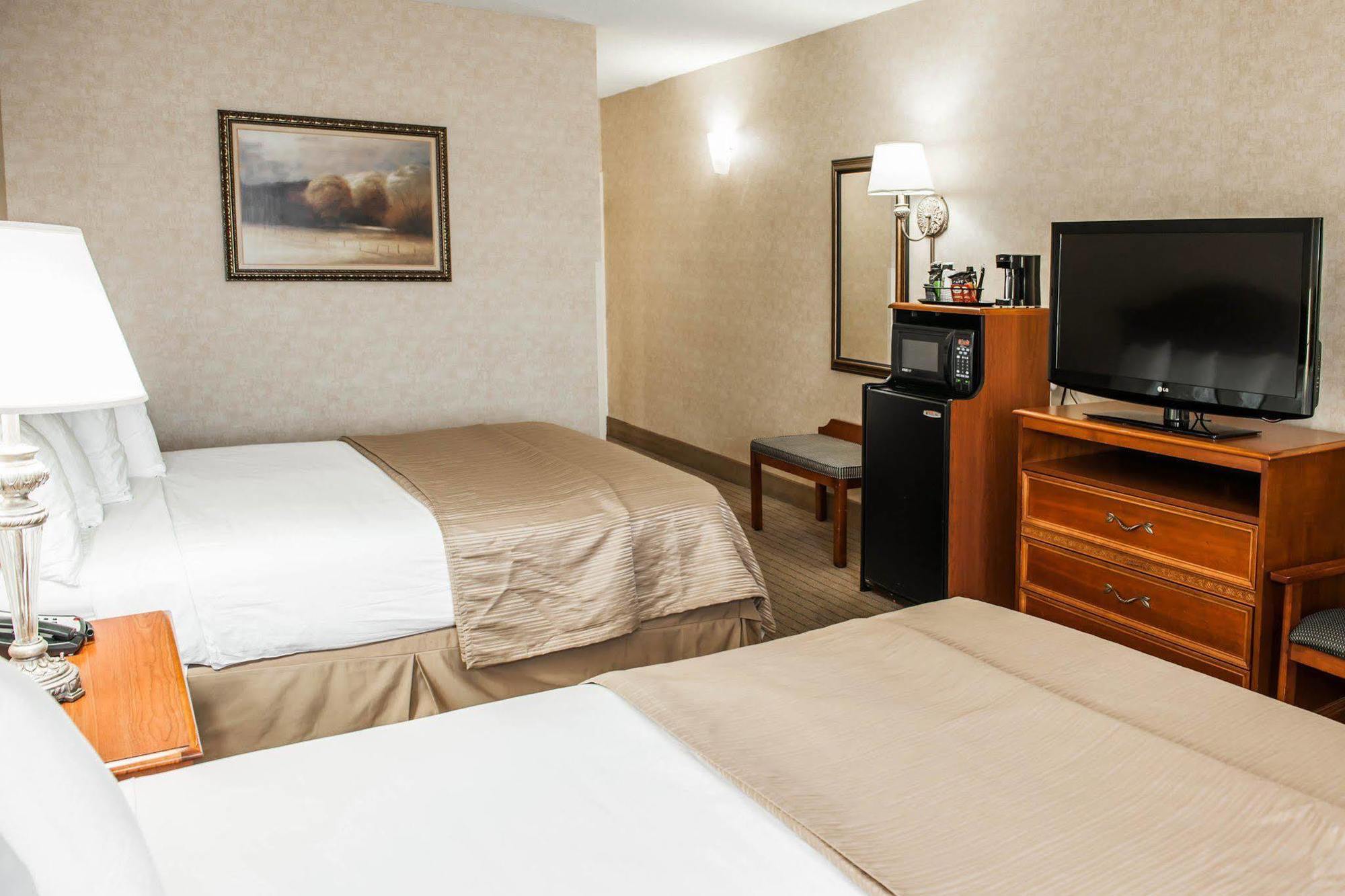 Quality Inn Castleton Exterior foto
