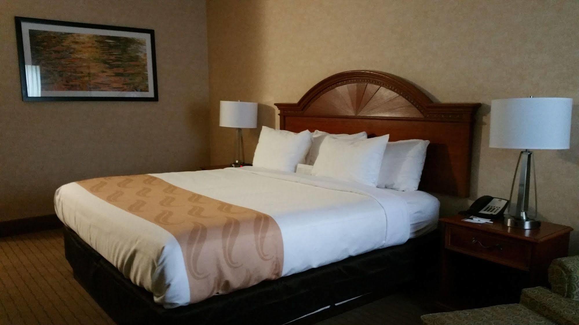 Quality Inn Castleton Exterior foto